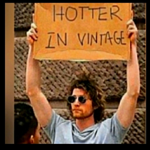 🏈 WISCONSIN HOODIE NUC REALLY RED Sz XL UniSex - Picture 13 of 16